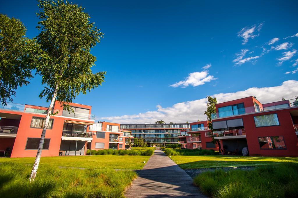 Bl Bavaria Yachtclub & Apartments Balatonlelle Ngoại thất bức ảnh