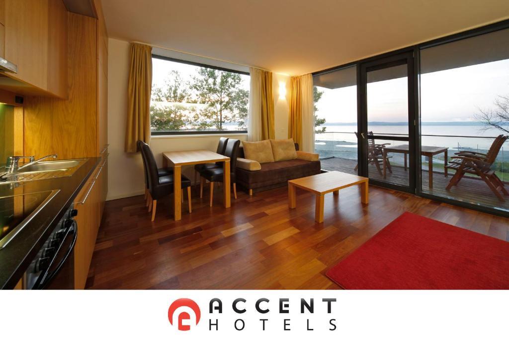 Bl Bavaria Yachtclub & Apartments Balatonlelle Phòng bức ảnh