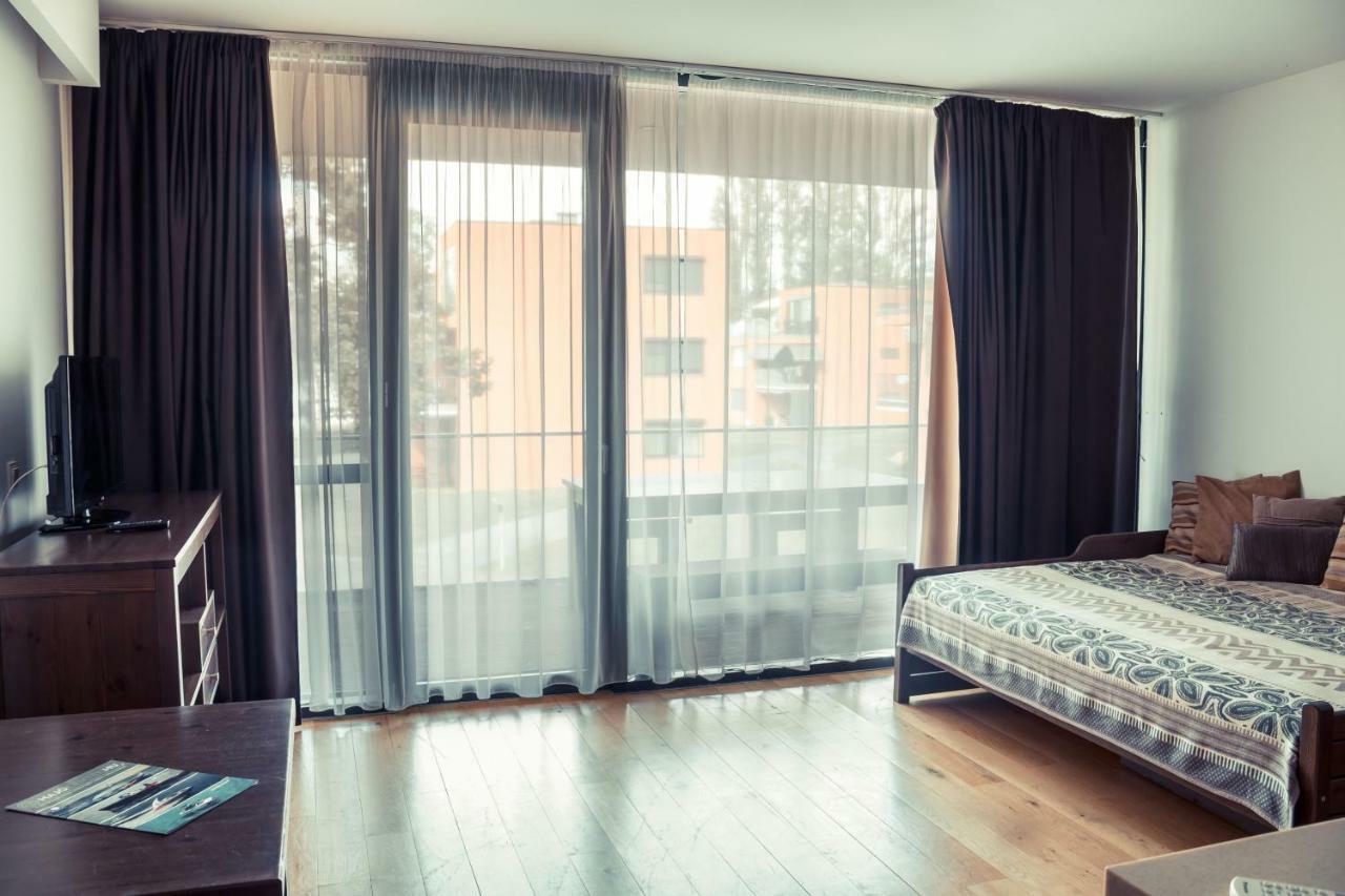 Bl Bavaria Yachtclub & Apartments Balatonlelle Ngoại thất bức ảnh